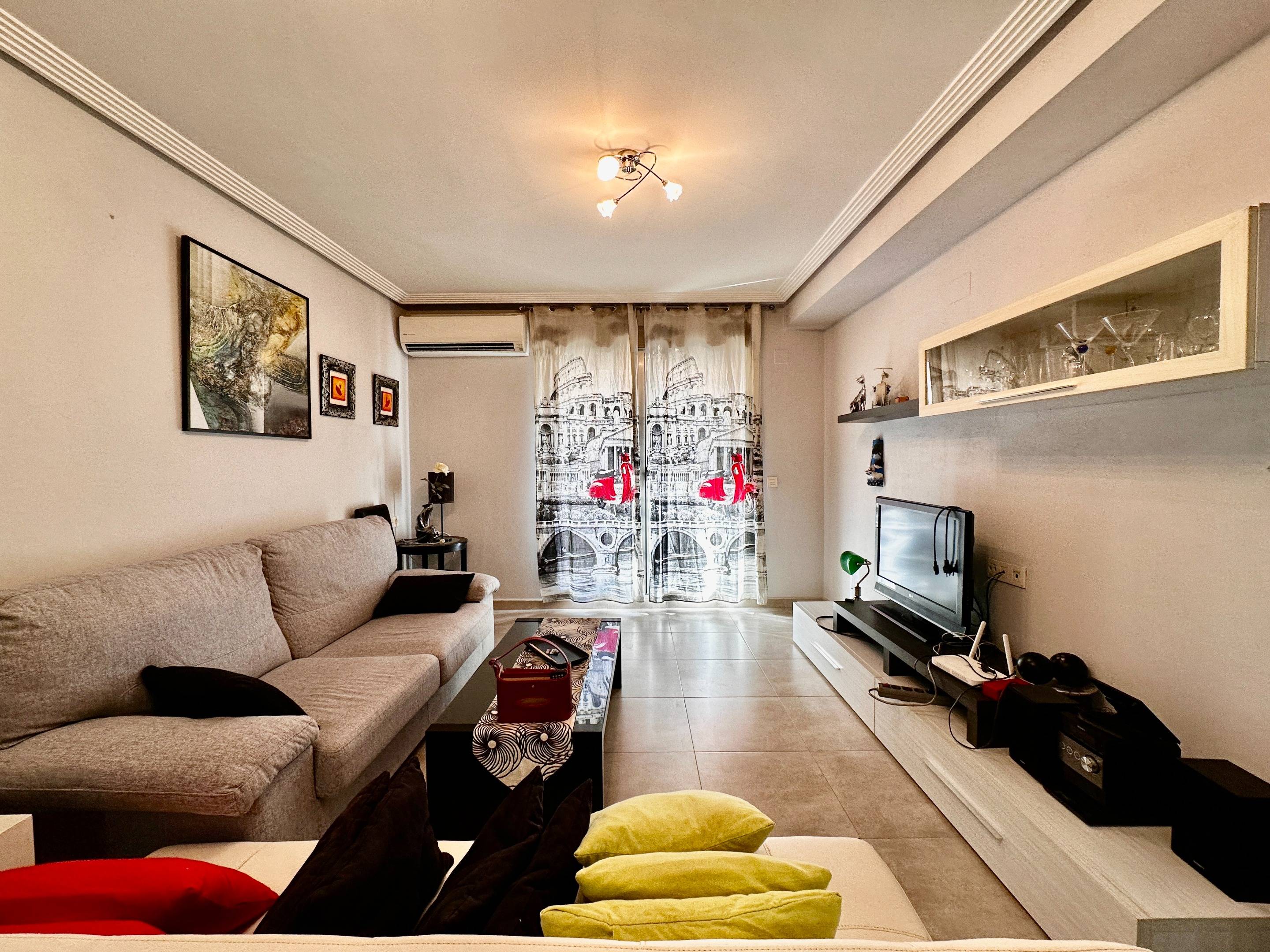 Apartment for rent in Pablo iglesias, Elda