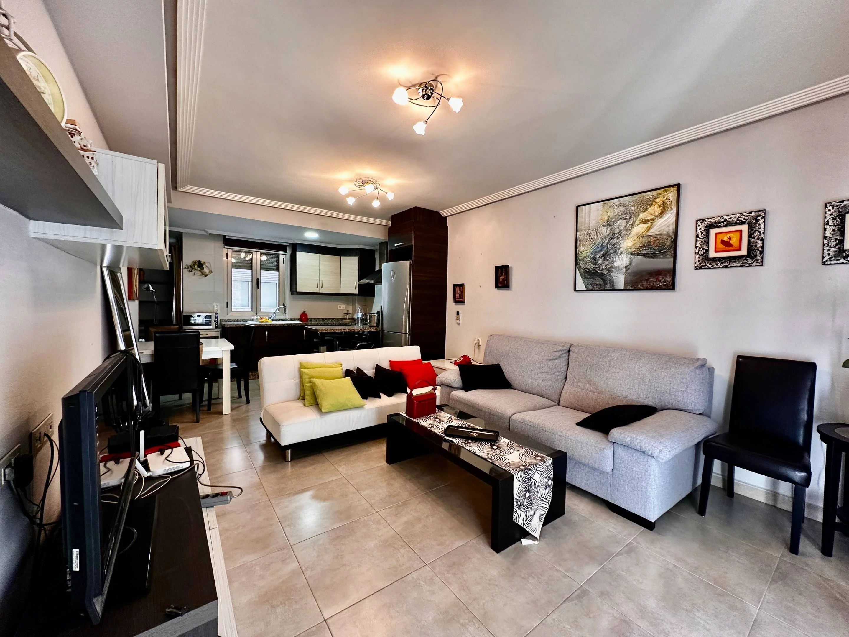 Apartment for rent in Pablo iglesias, Elda — Photo 2 of 9