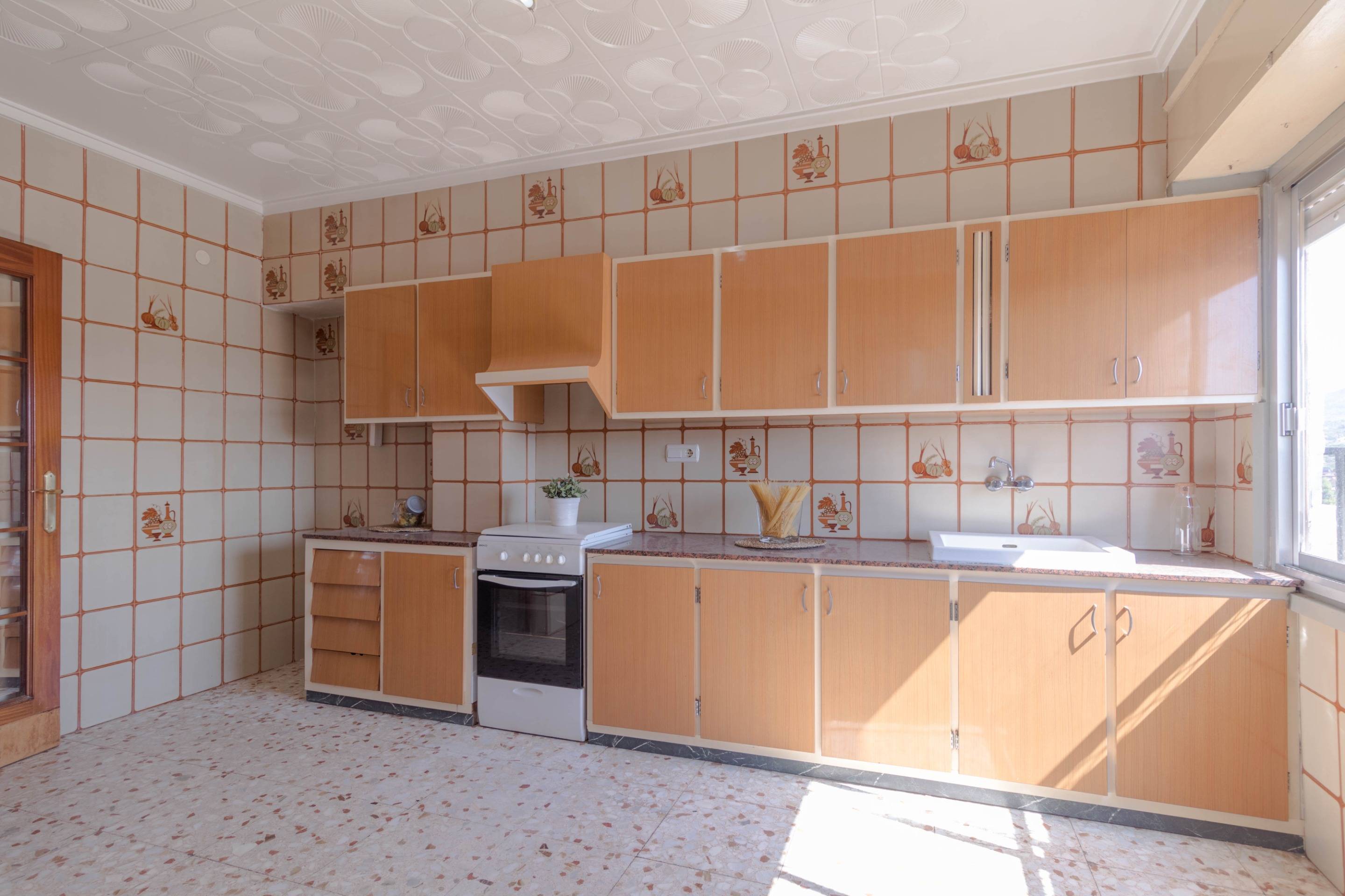 Apartment for sale in San francisco, Elda — Photo 2 of 11