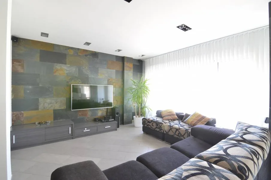 Apartment · 3 bed · 2 baths · 110 m² · Elda — Photo 2 of 22