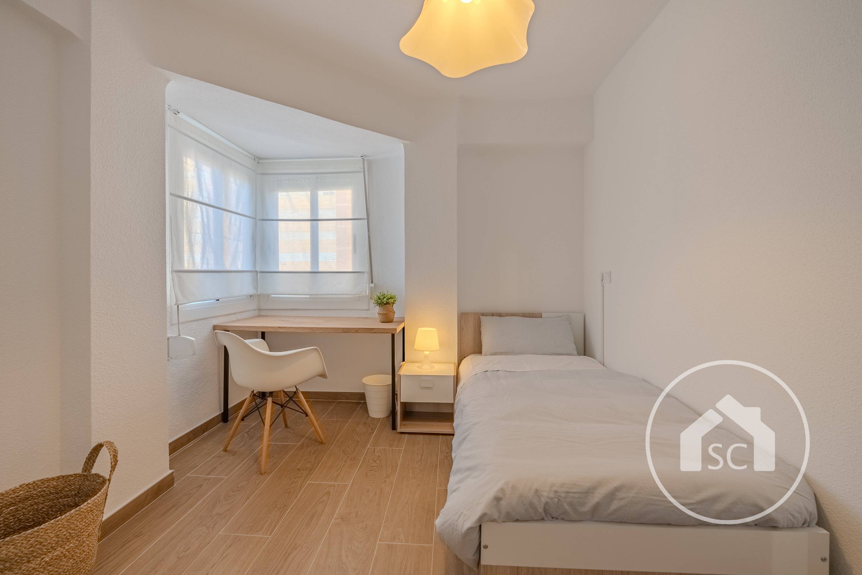 Habitación for rent in Avenida de chapí, Elda — Photo 2 of 9