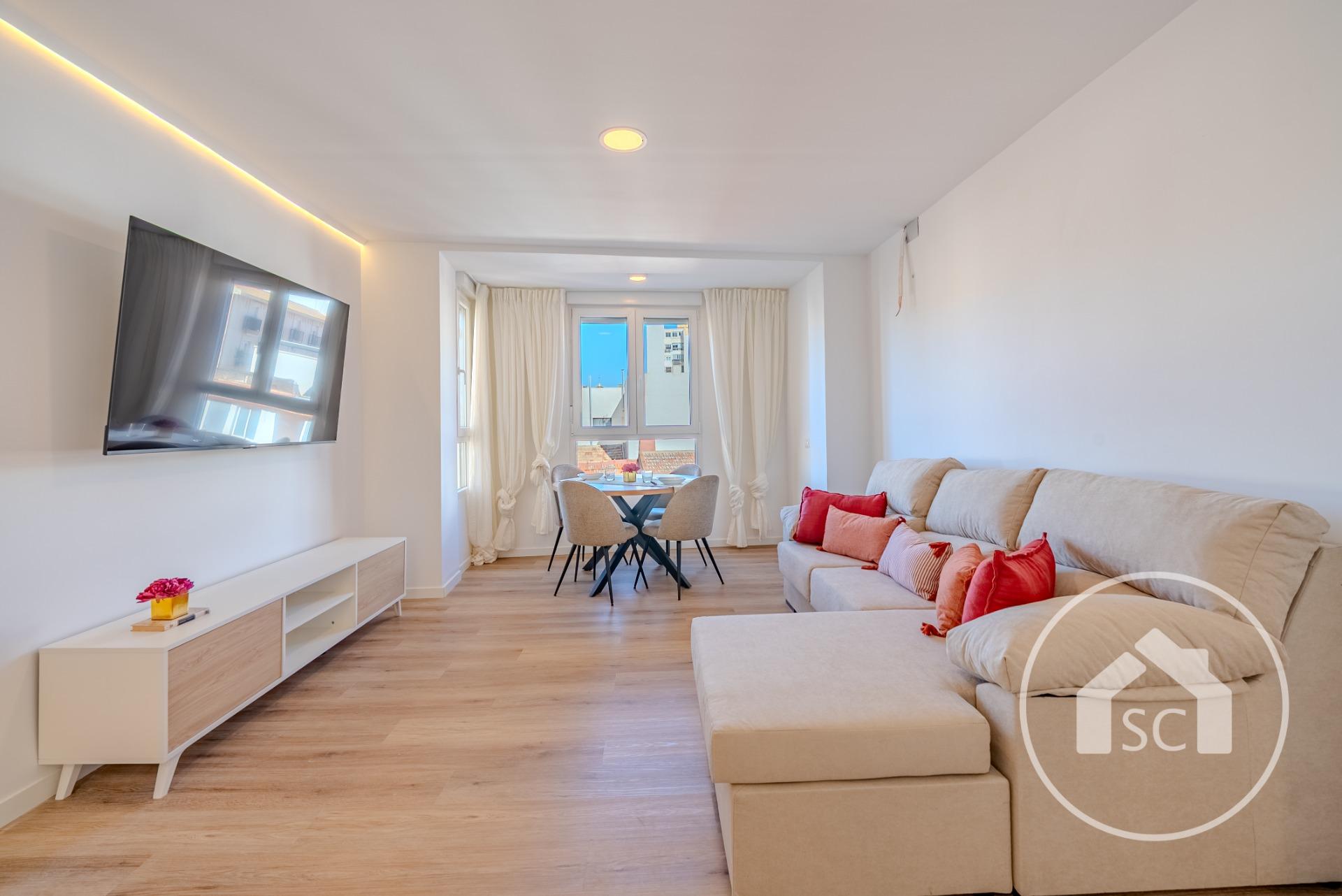 Apartamento reformado con mucha luz en pleno centro de Elda — Foto 4 de 14