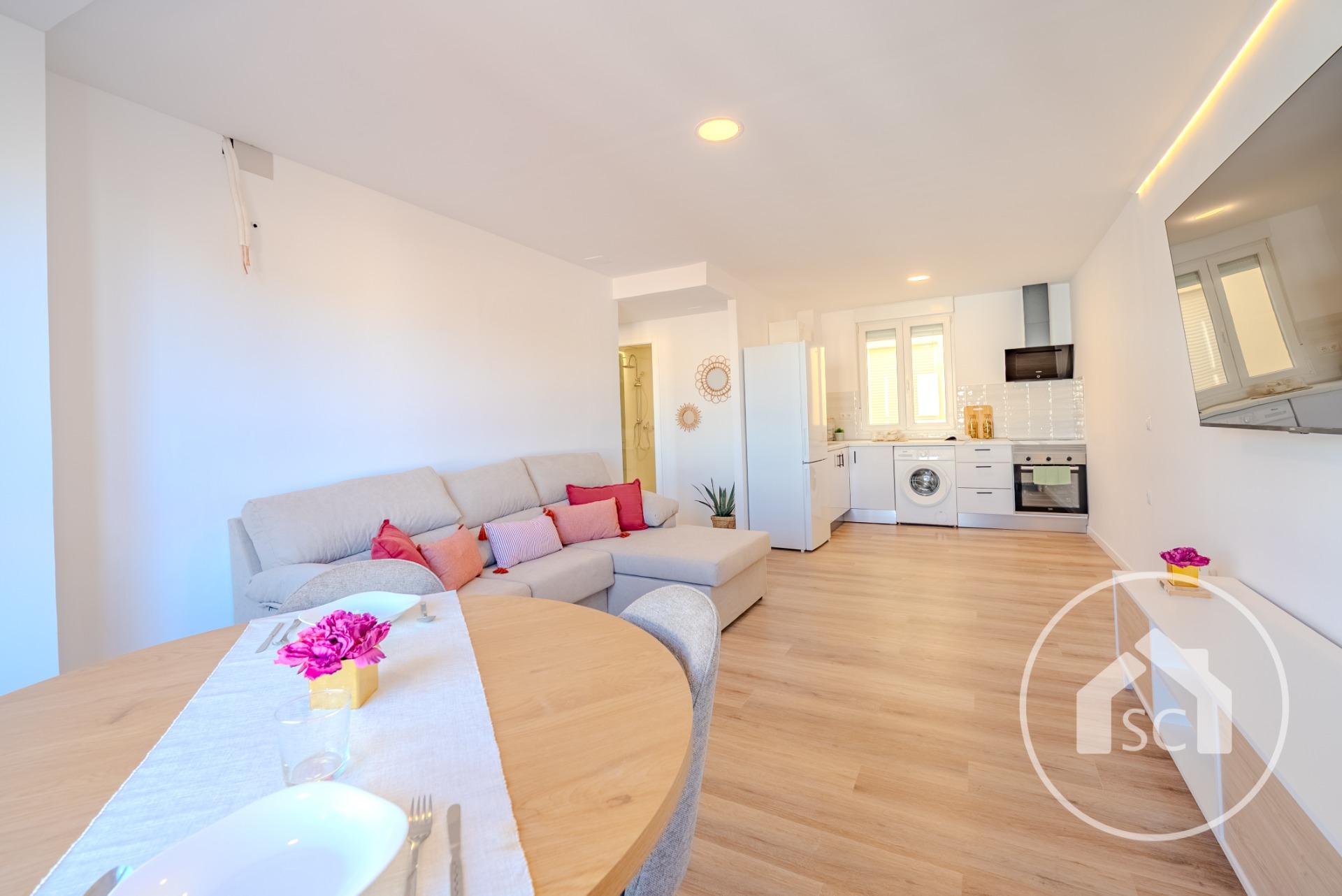 Apartamento reformado con mucha luz en pleno centro de Elda — Foto 5 de 14