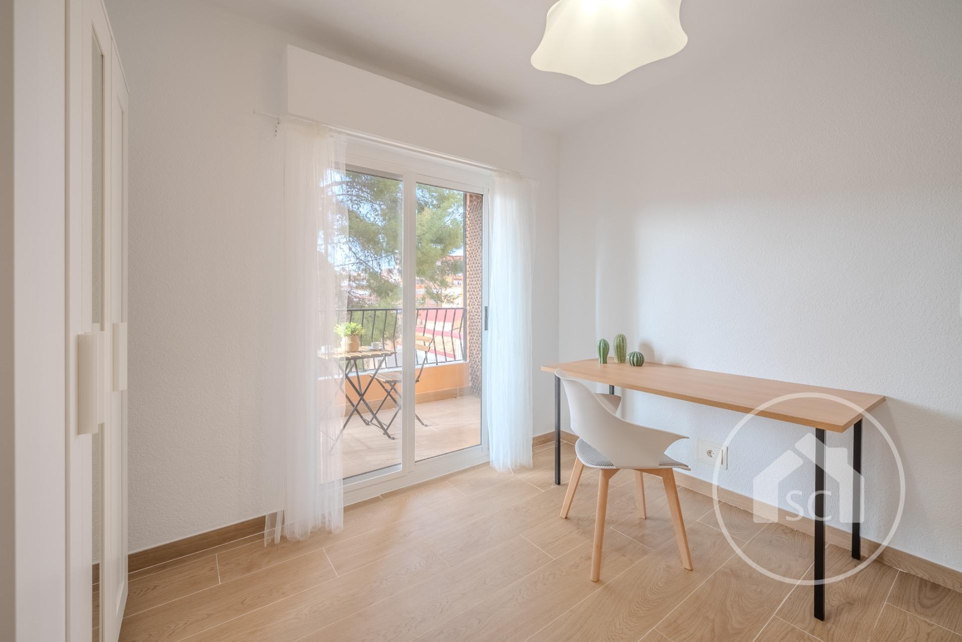 Habitación superior en con terraza privada — Foto 3 de 15