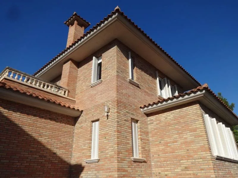 Villa · 5 bed · 3 baths · 350 m² · Elda