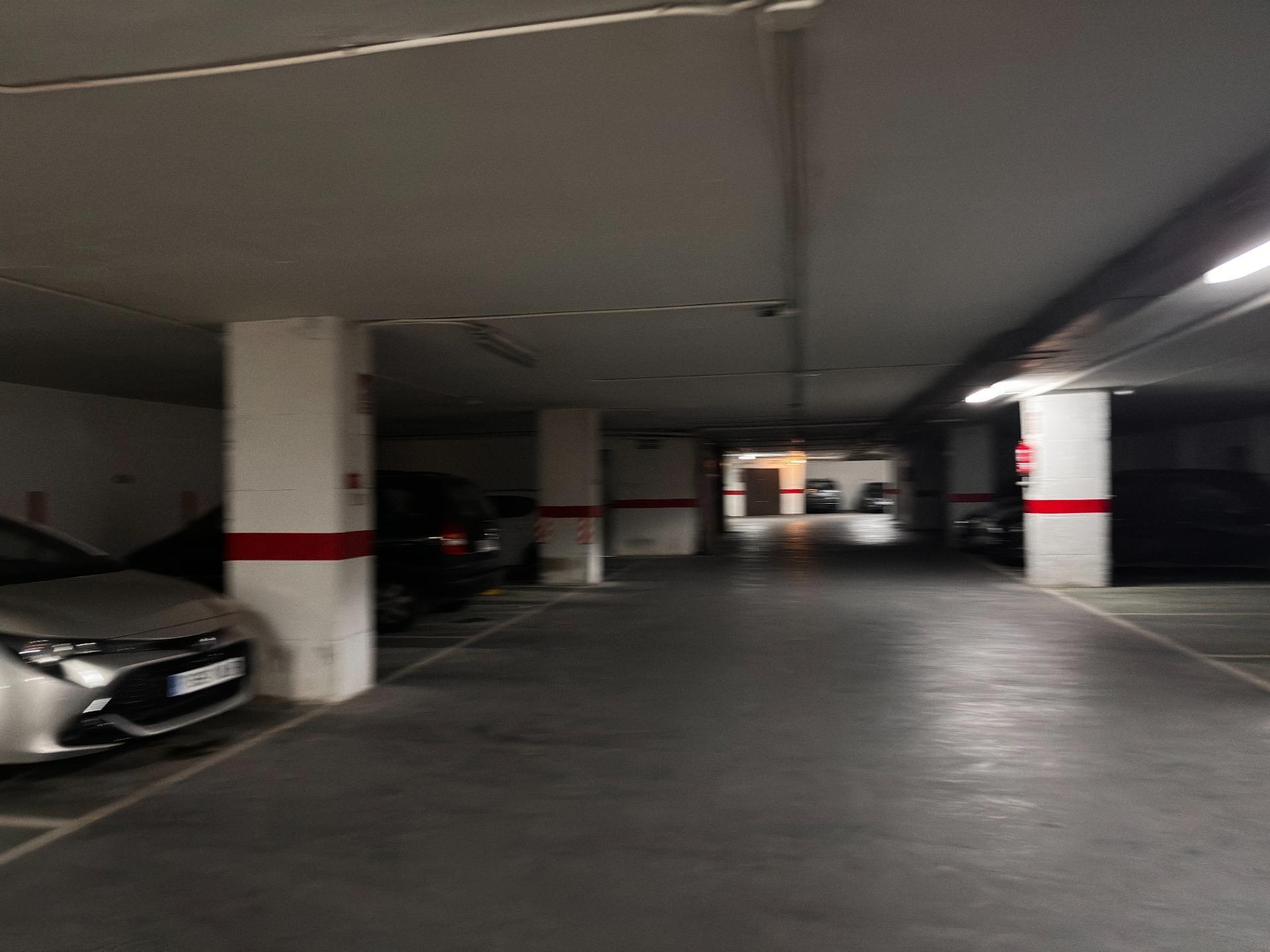Plaza de garaje en el centro de Elda — Foto 2 de 5