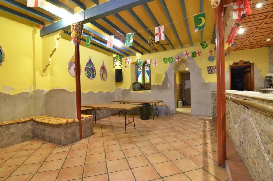 Commercial property · 2 baths · 100 m² · Elda — Photo 2 of 7