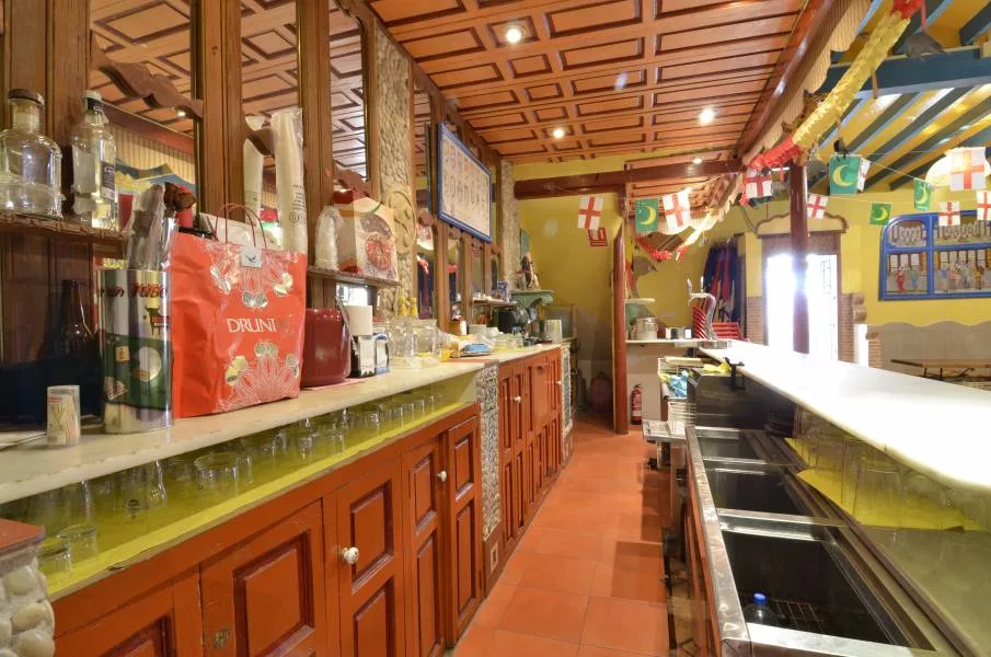 Commercial property · 2 baths · 100 m² · Elda — Photo 4 of 7