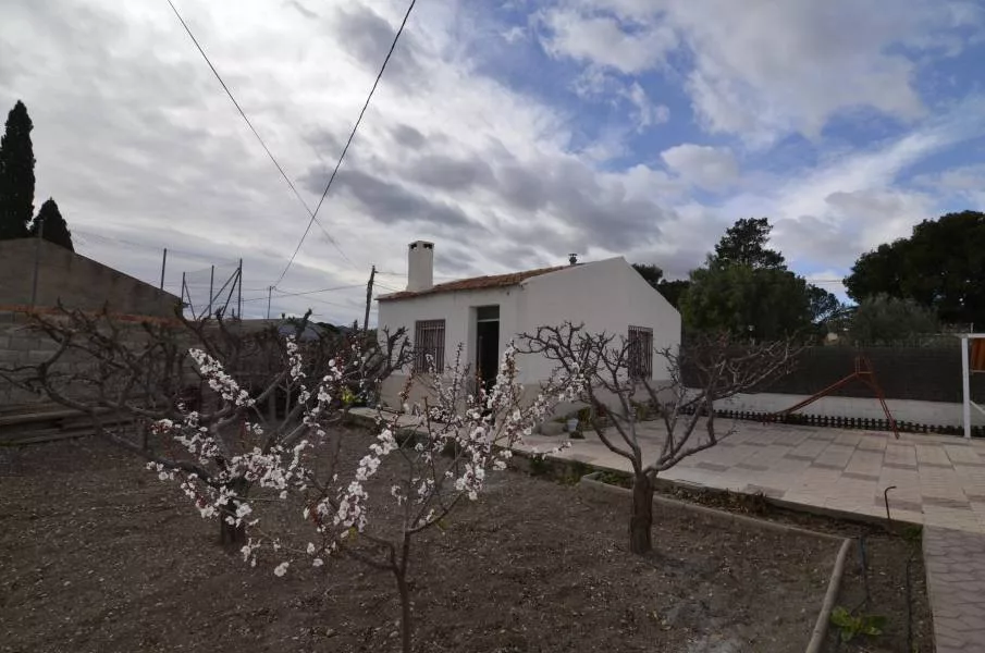 Country house · 4 bed · 2 baths · 200 m² · Elda — Photo 3 of 17