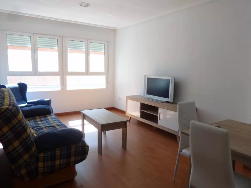 Studio · 1 bed · 1 bath · 50 m² · Elda — Photo 4 of 9