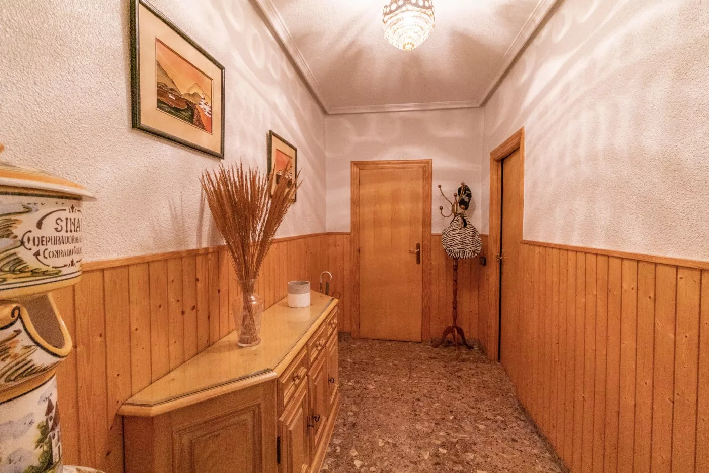 House · 3 bed · 2 baths · 200 m² · Elda — Photo 3 of 19