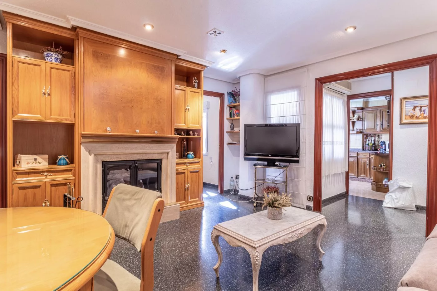 House · 3 bed · 2 baths · 200 m² · Elda — Photo 5 of 19