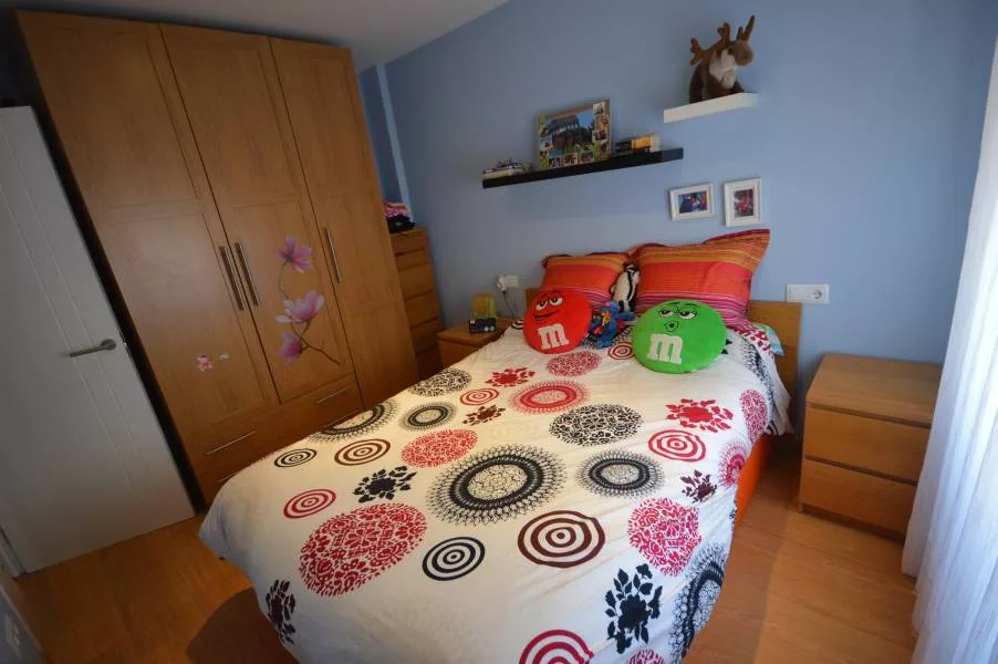 Apartment · 3 bed · 1 bath · 80 m² · Elda — Photo 2 of 9