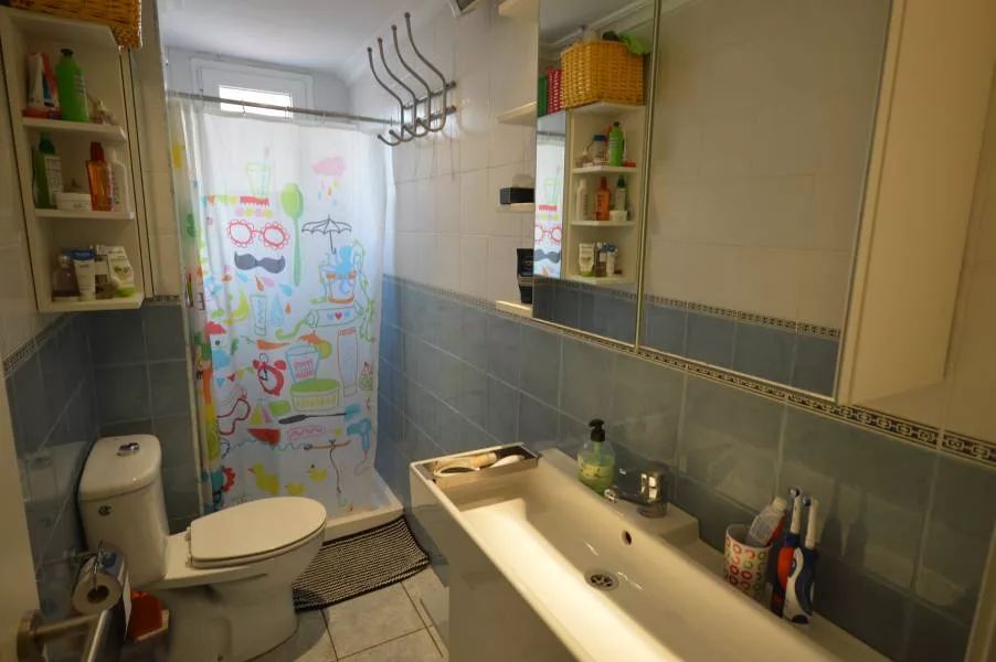 Apartment · 3 bed · 1 bath · 80 m² · Elda — Photo 4 of 9