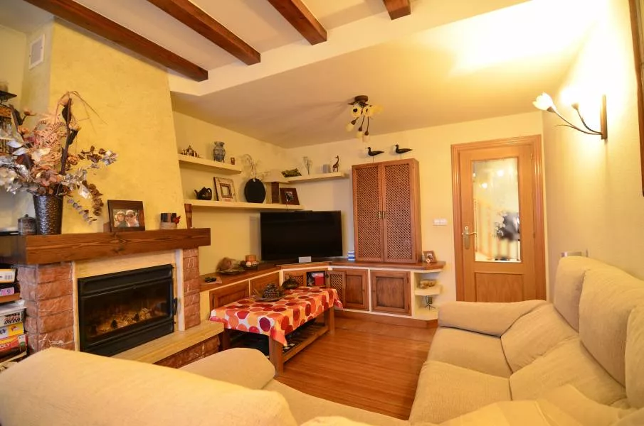 tipo_Ático Dúplex · 3 bed · 2 baths · 125 m² · Petrer