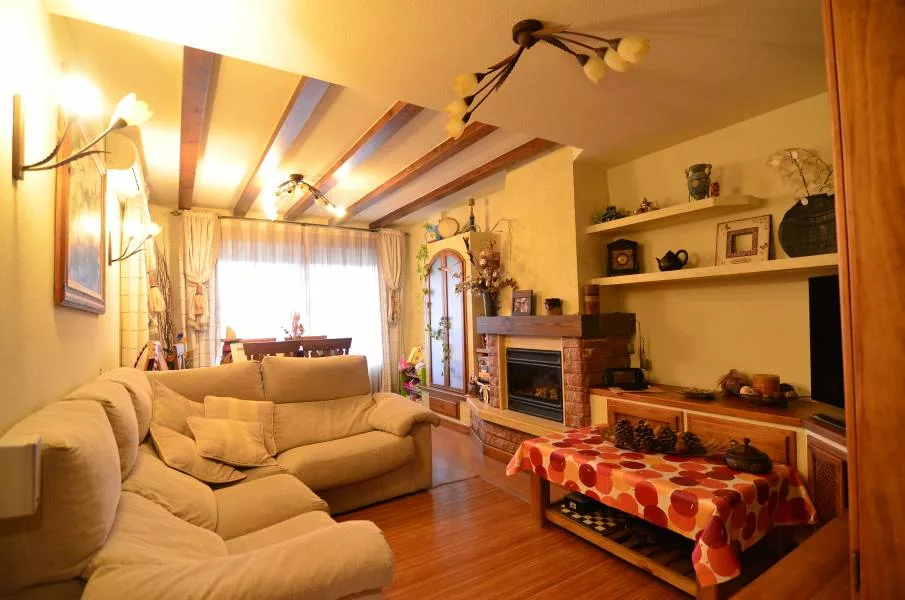 tipo_Ático Dúplex · 3 bed · 2 baths · 125 m² · Petrer — Photo 2 of 17