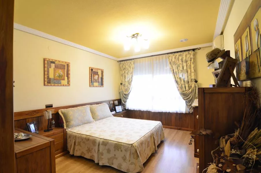 tipo_Ático Dúplex · 3 bed · 2 baths · 125 m² · Petrer — Photo 5 of 17