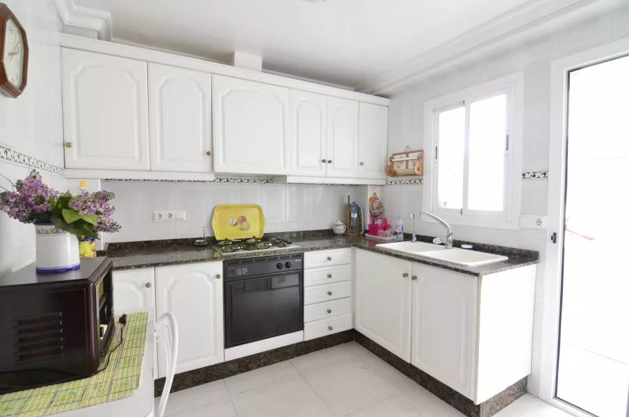 Apartment · 4 bed · 1 bath · 100 m² · Elda — Photo 2 of 14