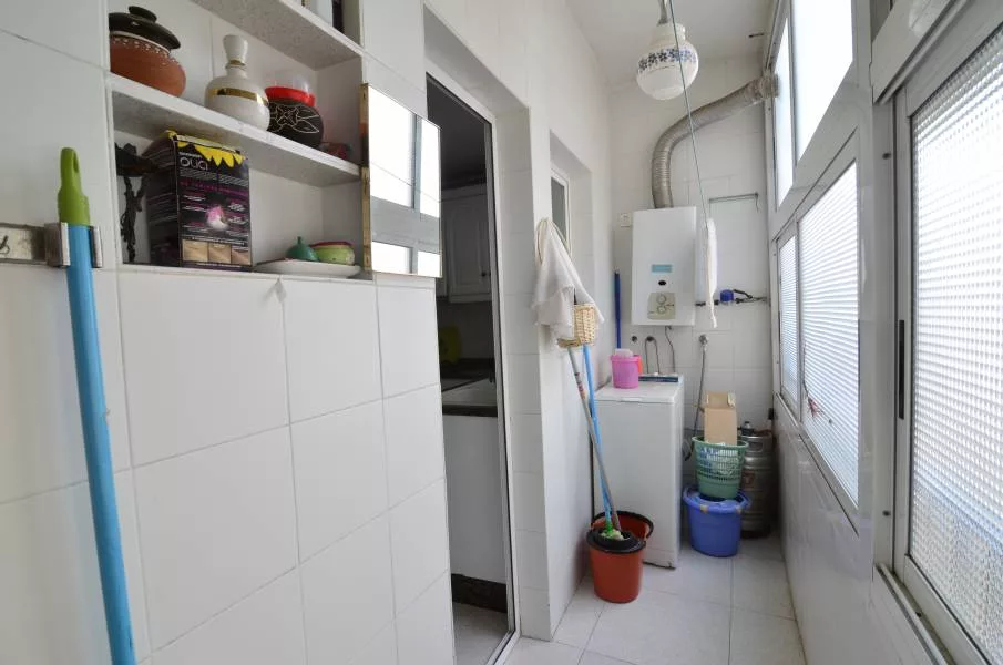 Apartment · 4 bed · 1 bath · 100 m² · Elda — Photo 3 of 14