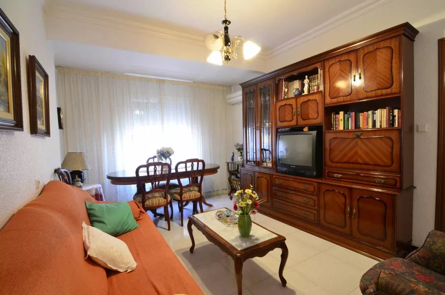 Apartment · 4 bed · 1 bath · 100 m² · Elda — Photo 5 of 14