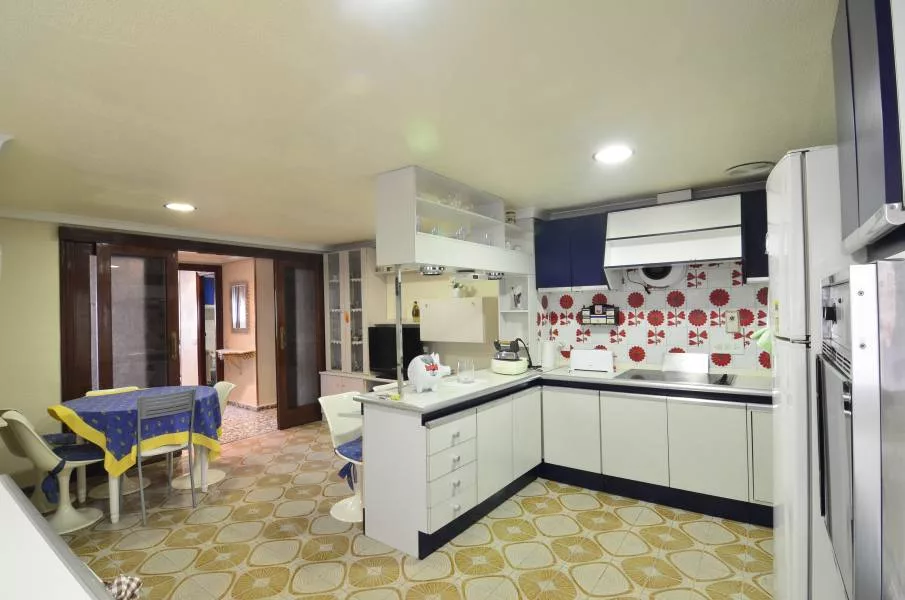 Apartment · 3 bed · 2 baths · 150 m² · Elda — Photo 3 of 18