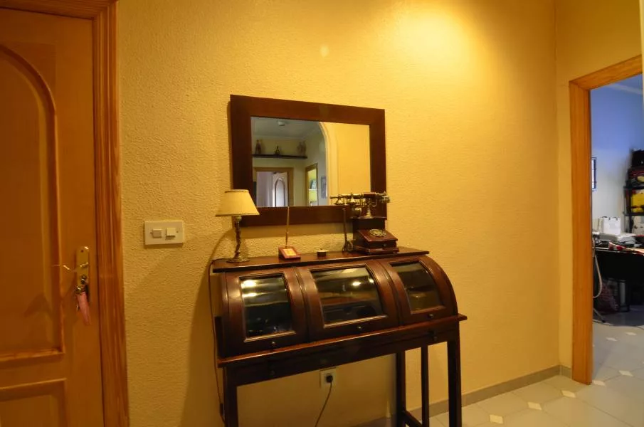 House · 3 bed · 1 bath · 240 m² · Elda — Photo 4 of 13