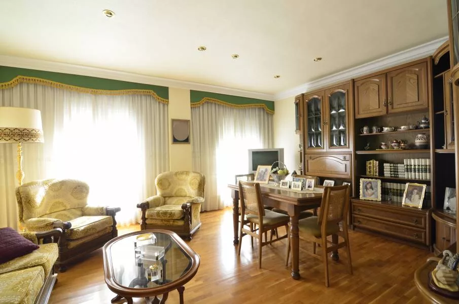 Apartment · 3 bed · 2 baths · 100 m² · Elda