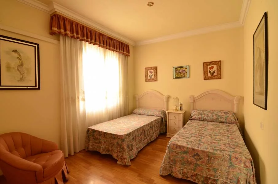 Apartment · 3 bed · 2 baths · 100 m² · Elda — Photo 5 of 12