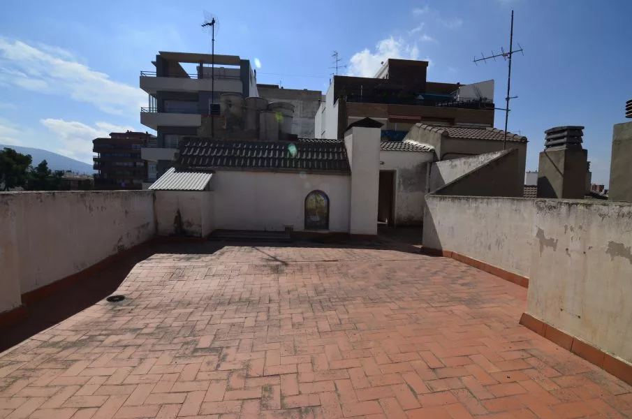 tipo_Ático Dúplex · 3 bed · 3 baths · 160 m² · Elda — Photo 3 of 18