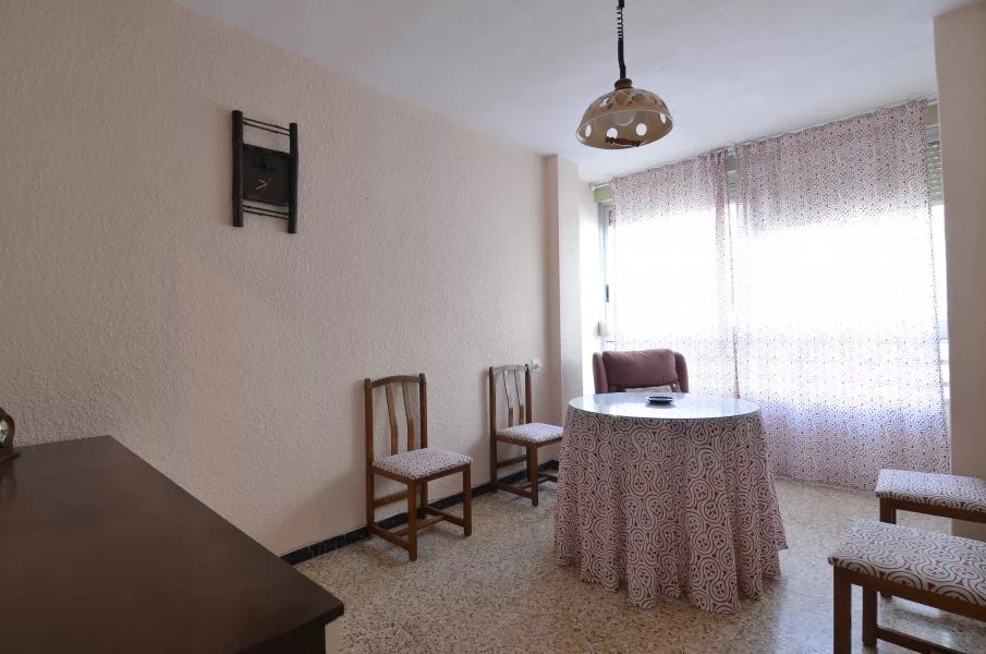 Apartment · 4 bed · 2 baths · 115 m² · Elda — Photo 4 of 10