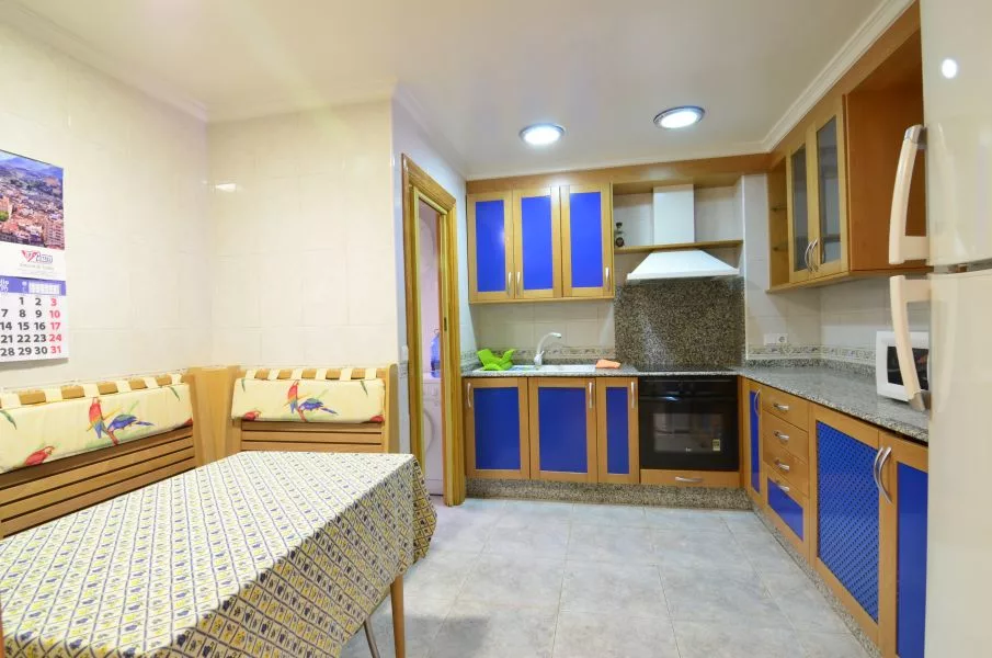 Apartment · 3 bed · 2 baths · 100 m² · Elda — Photo 3 of 12