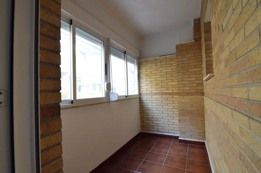 Apartment · 3 bed · 2 baths · 100 m² · Elda — Photo 4 of 8