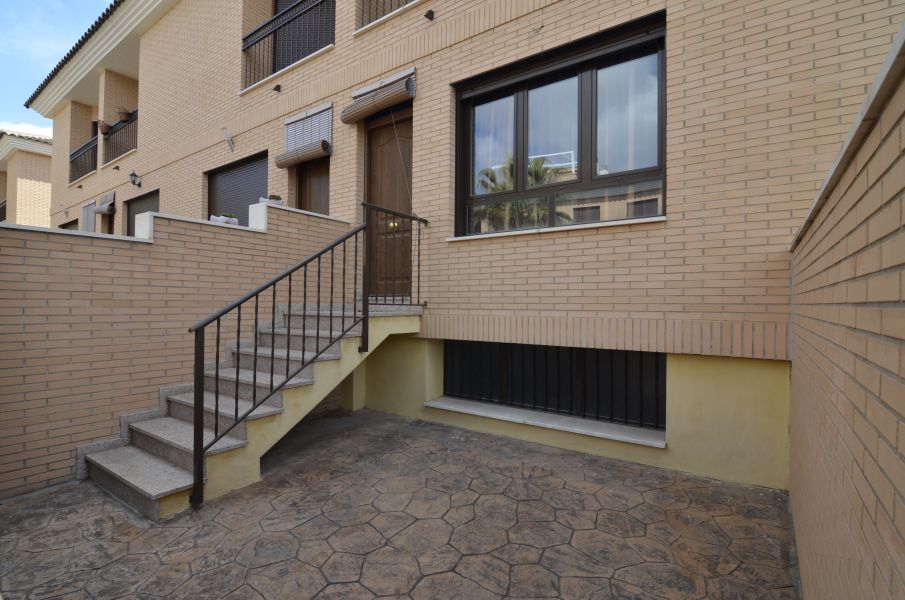 Bungalow · 3 bed · 3 baths · 170 m² · Elda — Photo 2 of 18