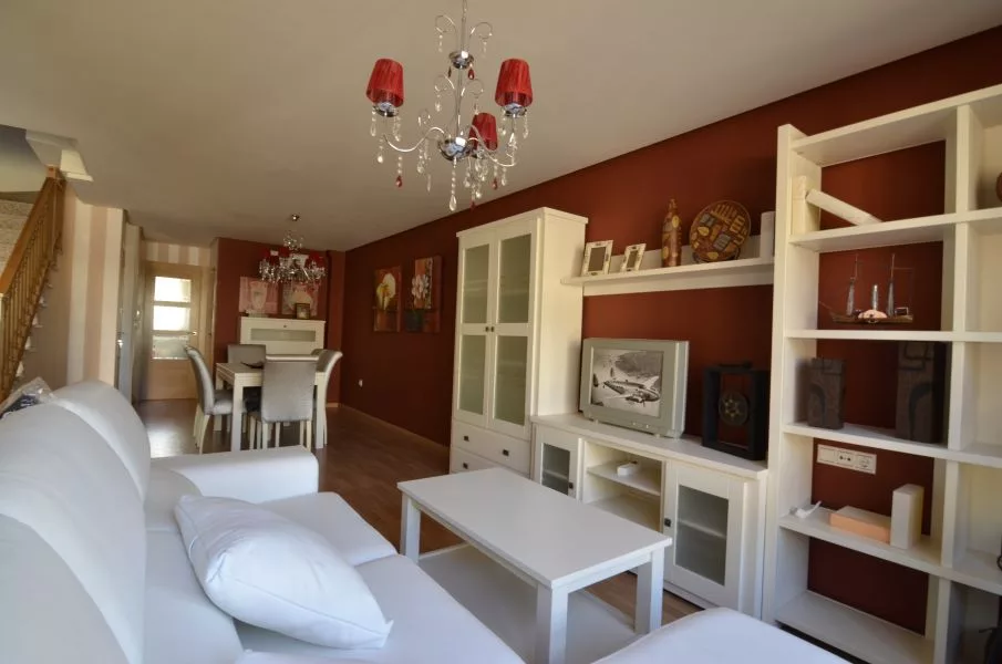 Bungalow · 3 bed · 3 baths · 170 m² · Elda — Photo 5 of 18