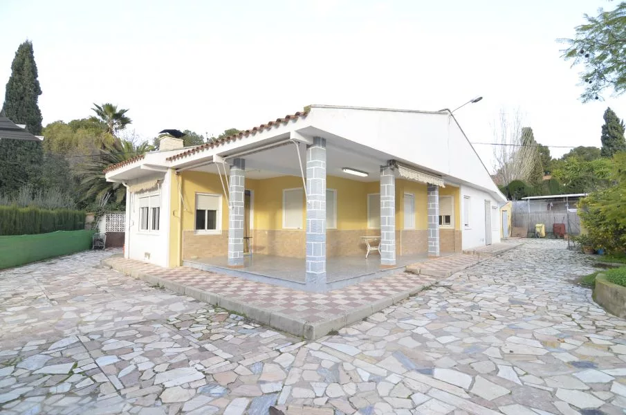 Country house · 4 bed · 1 bath · 150 m² · Elda