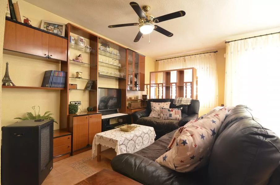 Bungalow · 4 bed · 2 baths · 130 m² · Elda