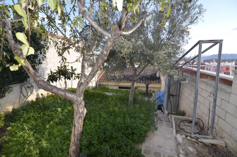 Bungalow · 4 bed · 2 baths · 130 m² · Elda — Photo 5 of 19