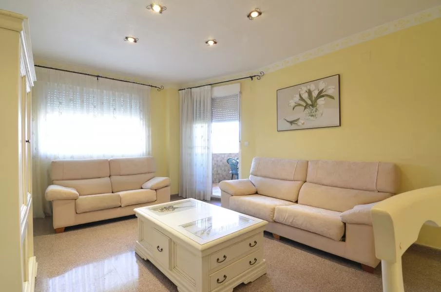 Apartment · 3 bed · 2 baths · 109 m² · Petrer — Photo 2 of 15