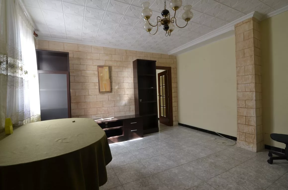 Apartment · 3 bed · 1 bath · 80 m² · Elda — Photo 3 of 8