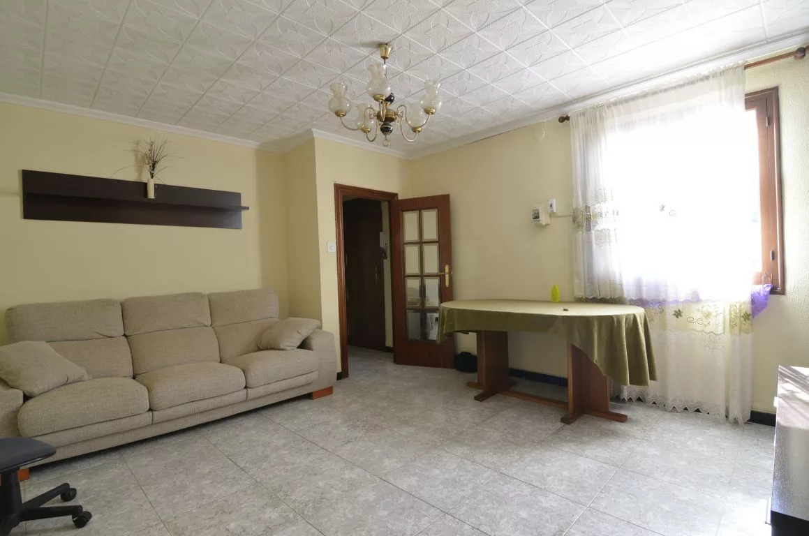 Apartment · 3 bed · 1 bath · 80 m² · Elda — Photo 4 of 8