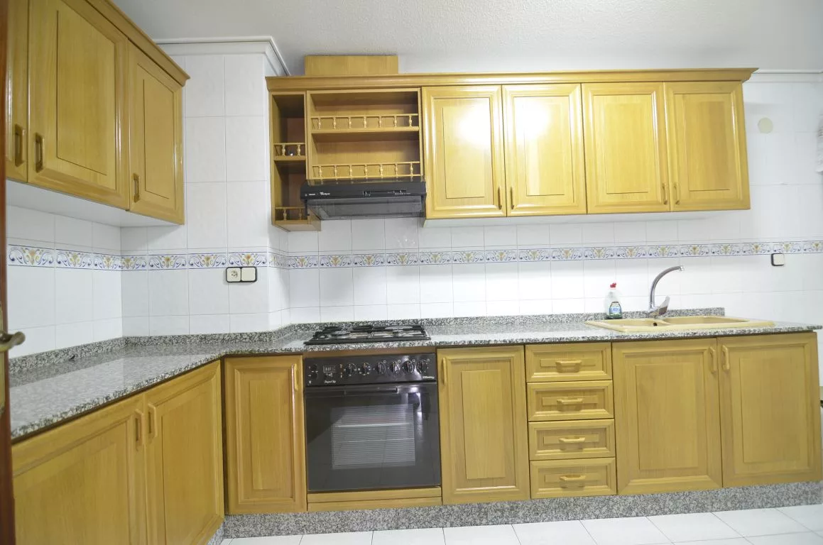 Apartment · 4 bed · 2 baths · 109 m² · Petrer — Photo 4 of 14