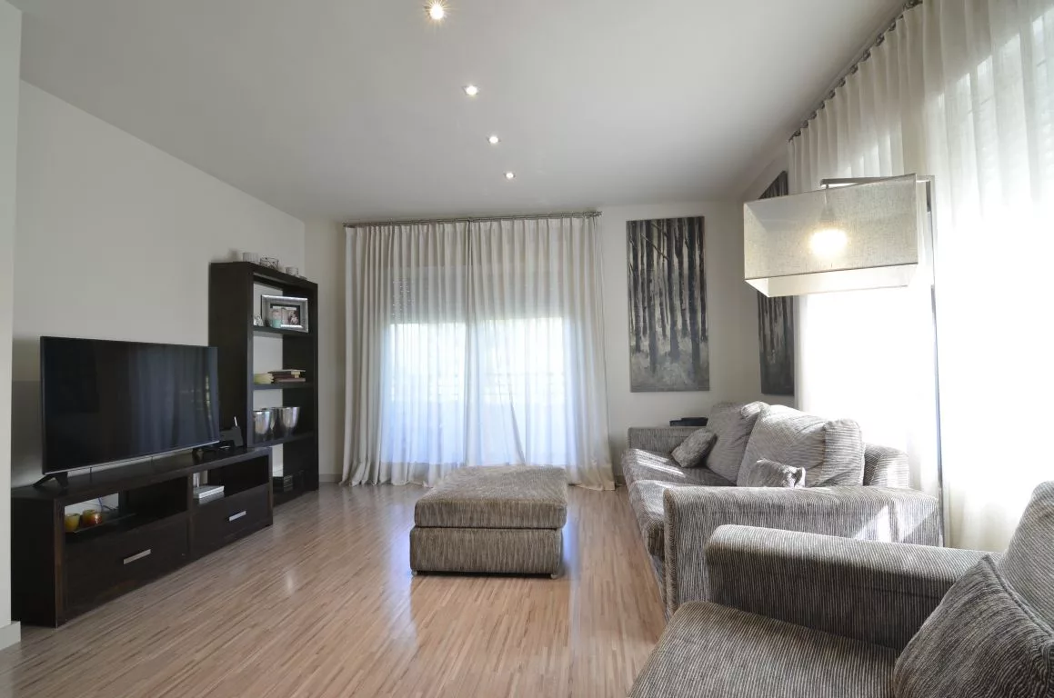 Apartment · 3 bed · 2 baths · 100 m² · Elda