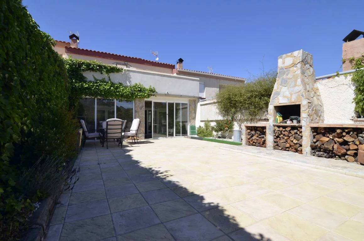 Bungalow for rent in Loma badá, Petrer