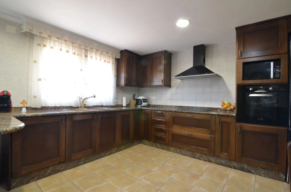 Bungalow for rent in Loma badá, Petrer — Photo 2 of 20