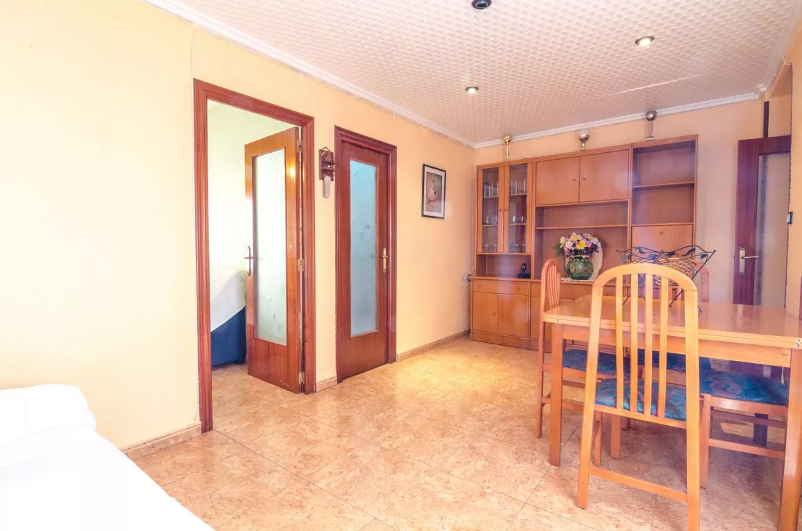 Apartment · 4 bed · 1 bath · 100 m² · Elda — Photo 5 of 11