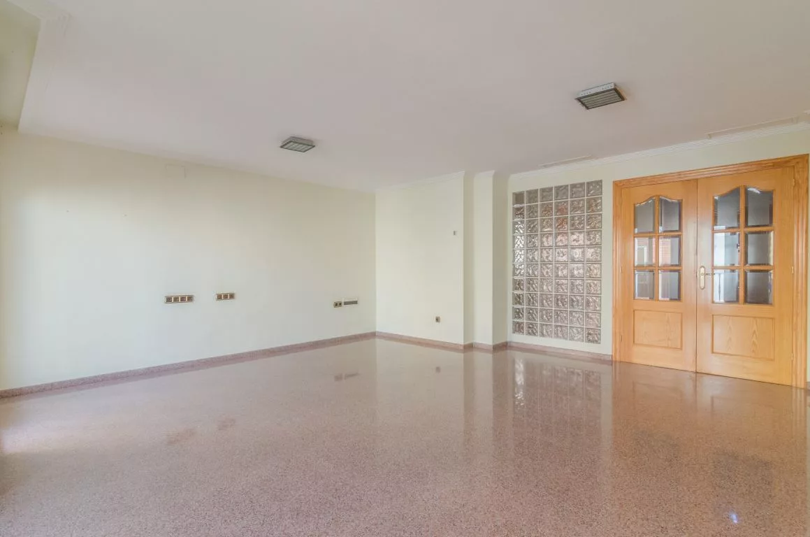 Apartment · 3 bed · 2 baths · 110 m² · Elda — Photo 5 of 12