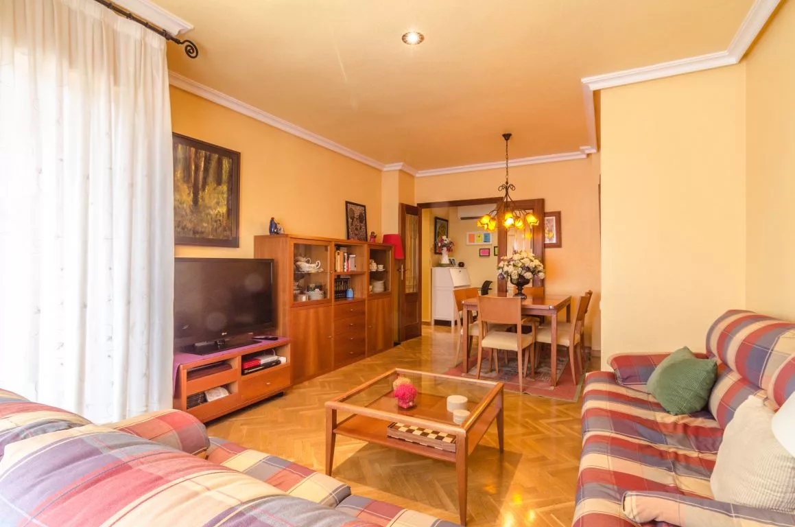 Apartment · 3 bed · 2 baths · 100 m² · Elda — Photo 2 of 14