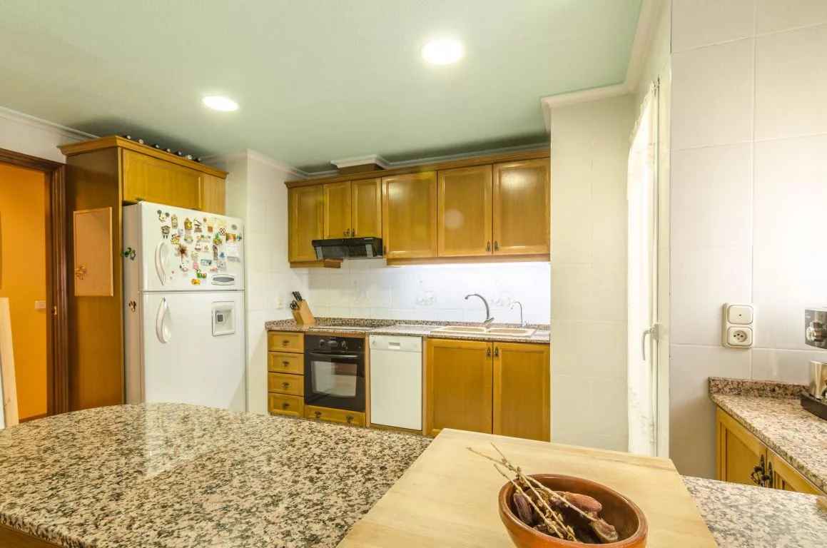 Apartment · 3 bed · 2 baths · 100 m² · Elda — Photo 4 of 14