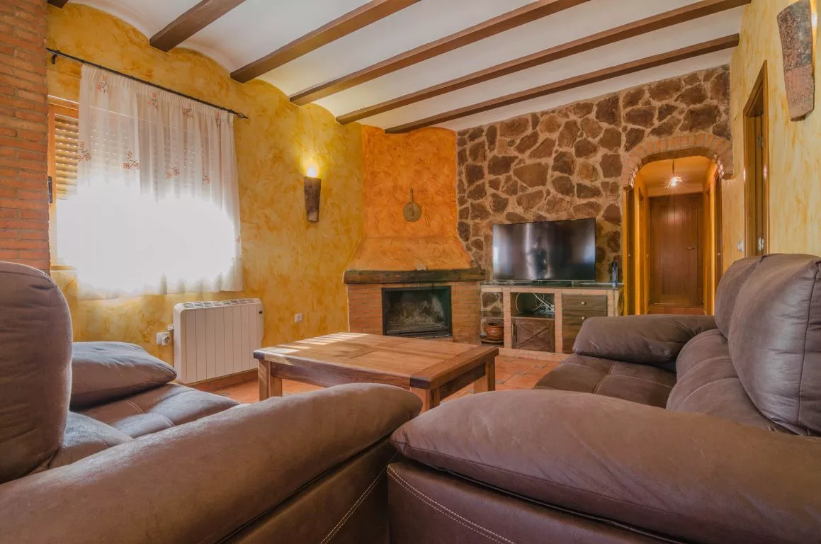 Country house · 4 bed · 2 baths · 130 m² · Petrer — Photo 4 of 18