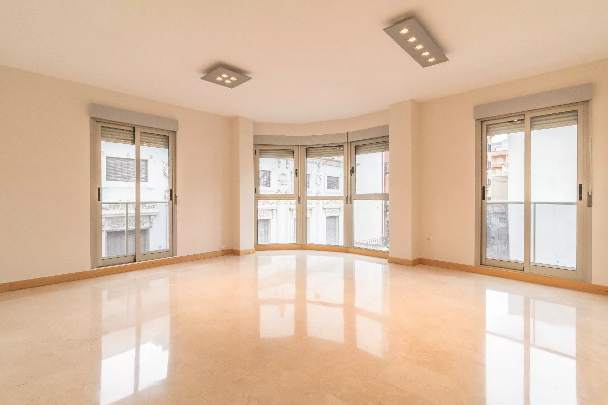 Apartment · 3 bed · 2 baths · 110 m² · Elda — Photo 3 of 10